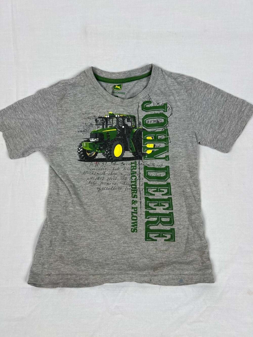 John Deere T-Shirt Size 6 Gray Tractor Graphic Tee
